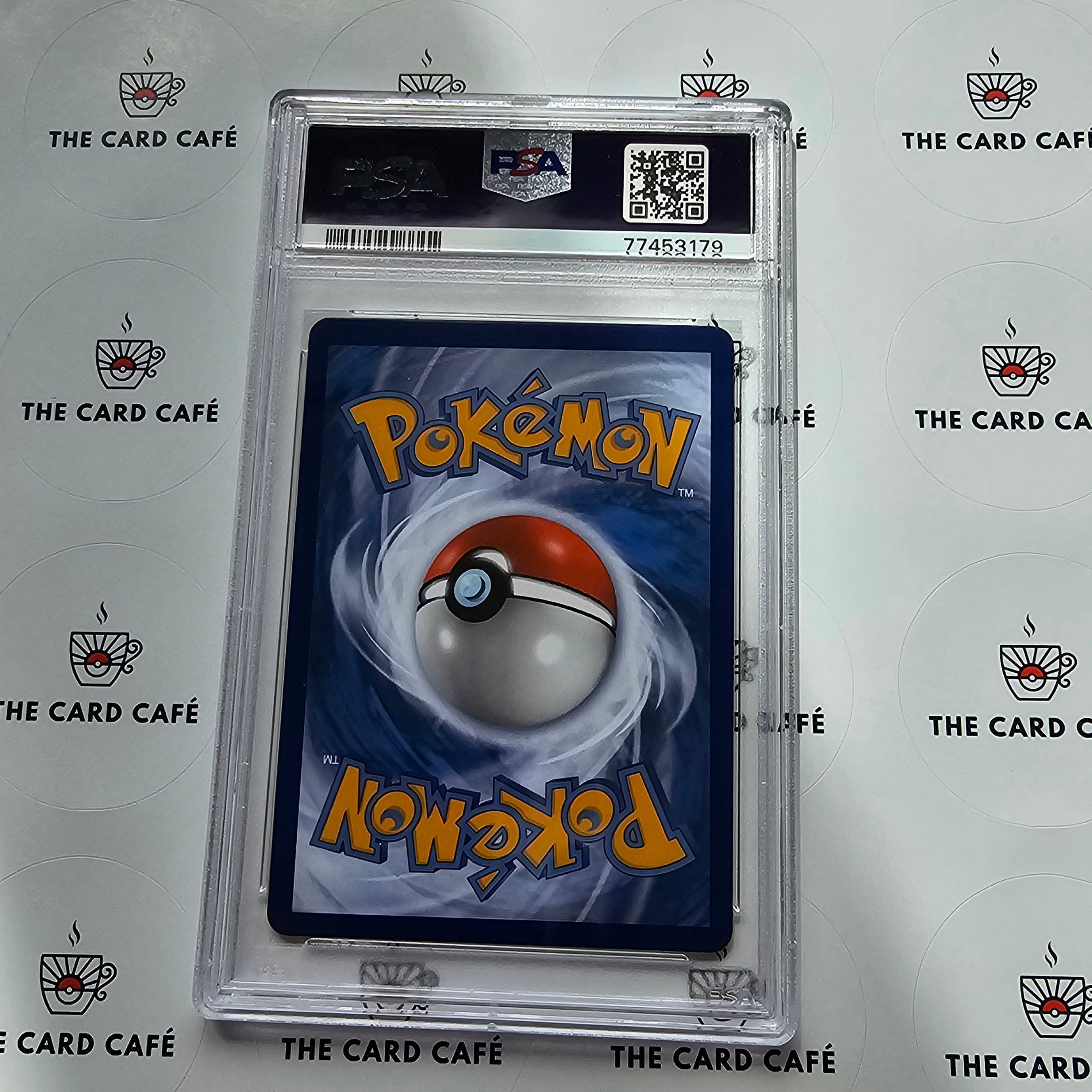 Radiant Eevee - Pokemon Go - SWSH230 - PSA 8