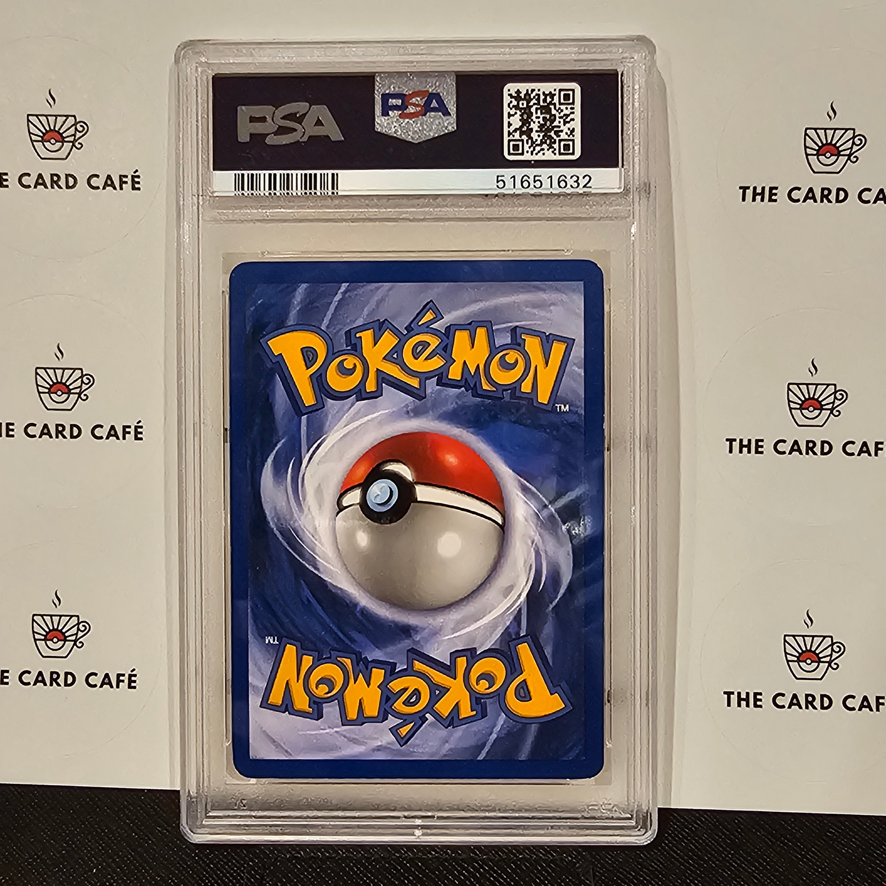 Mewtwo - Base Set 2 WOTC - 10/130 - PSA 7