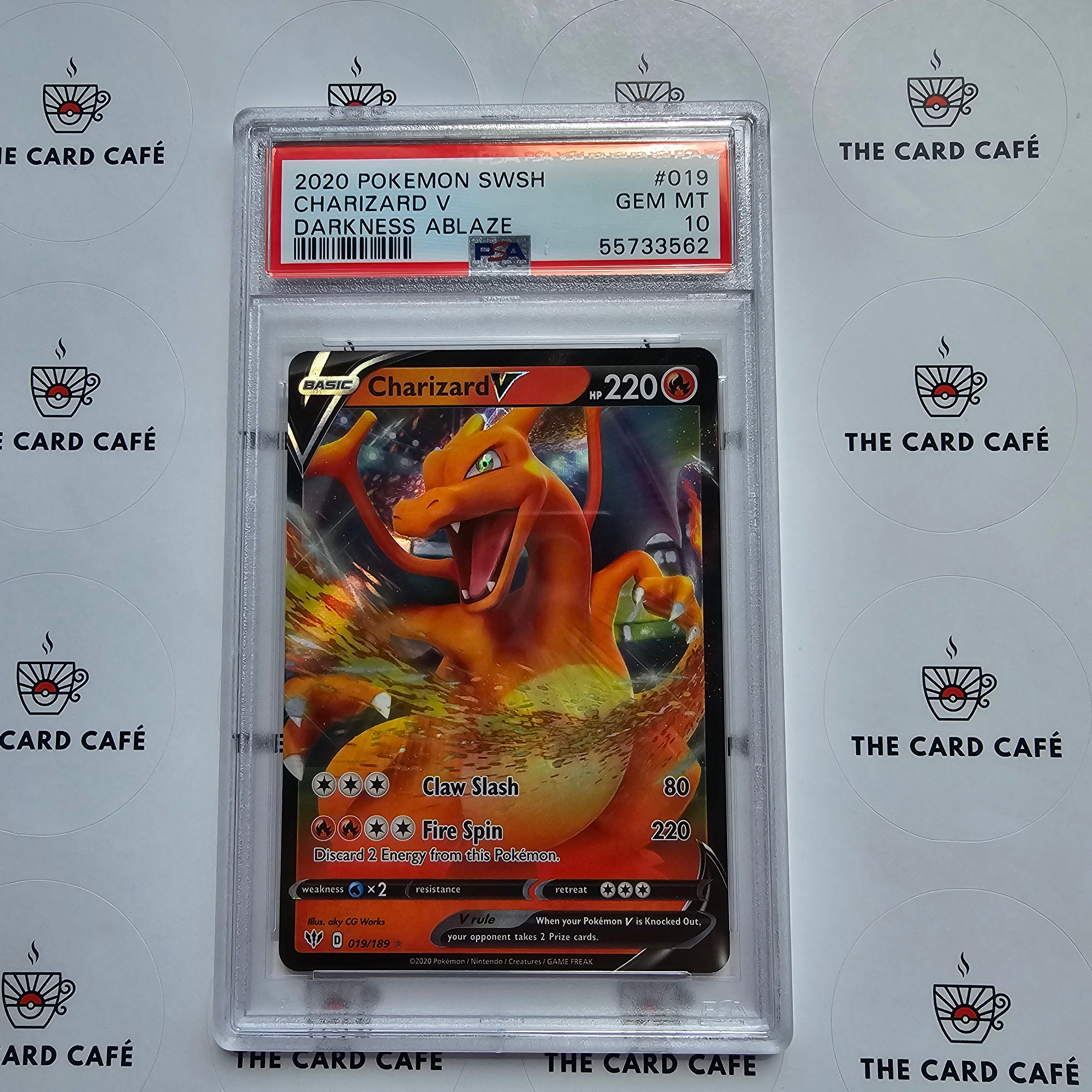 Charizard V - Darkness Ablaze - 019/189 - PSA 10