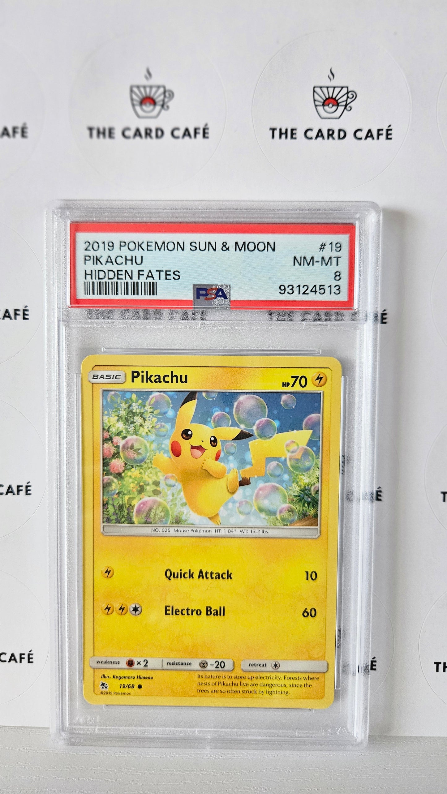 Pikachu - Hidden Fates - 19/68 - PSA 8